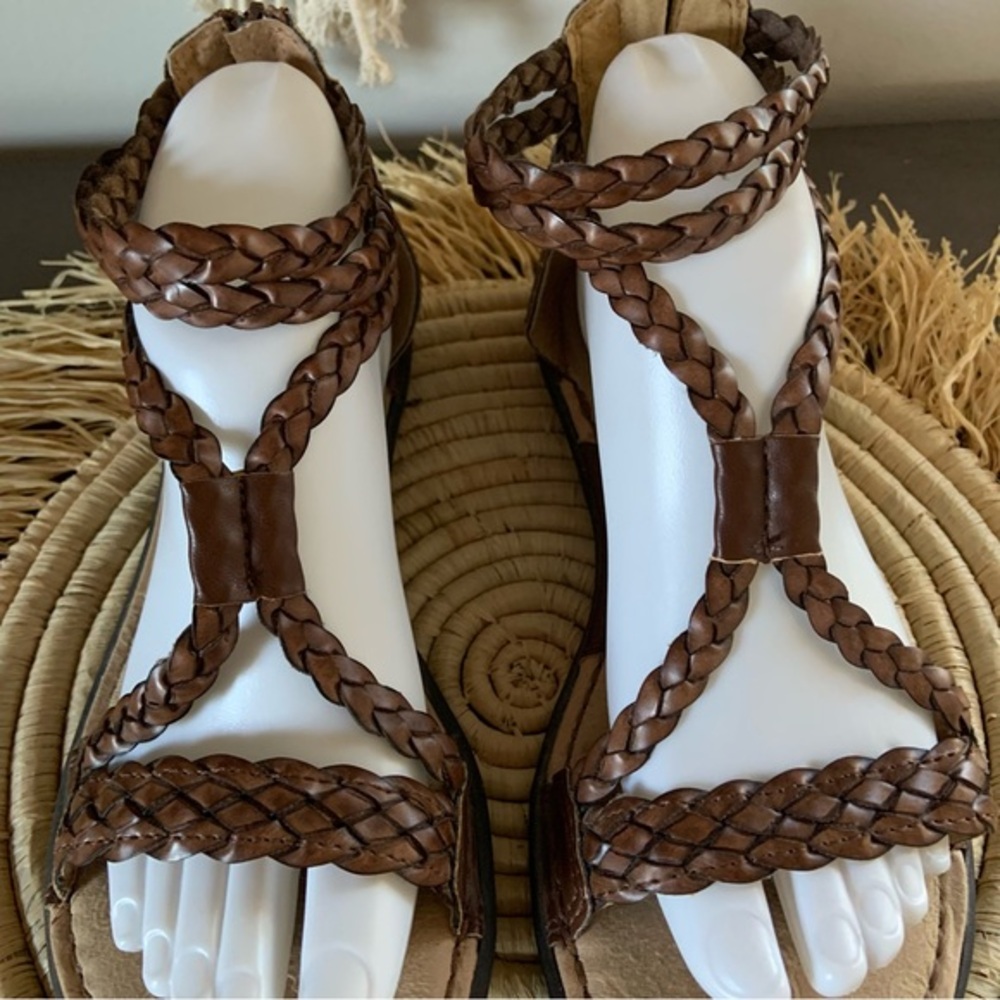 B.O.C. Women’s Macedonia Brown Leather Gladiator Sandals Size 8 - Picture 3 of 16